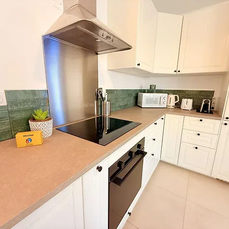 Avec Parking - 5 Pers. - Fr-1-900-8 Holiday home Le Lavandou