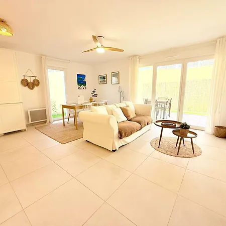 Avec Parking - 5 Pers. - Fr-1-900-8 Holiday home *